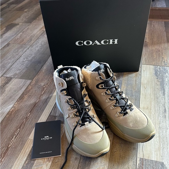 COACH HIKING BOOTS NWT KHAKI WOMANS SIZE 9  $298 - Picture 2 of 10
